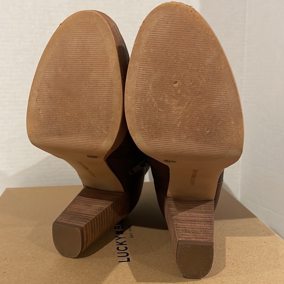 Lucky Brand Queys Platform Boot - Picture 4 of 5